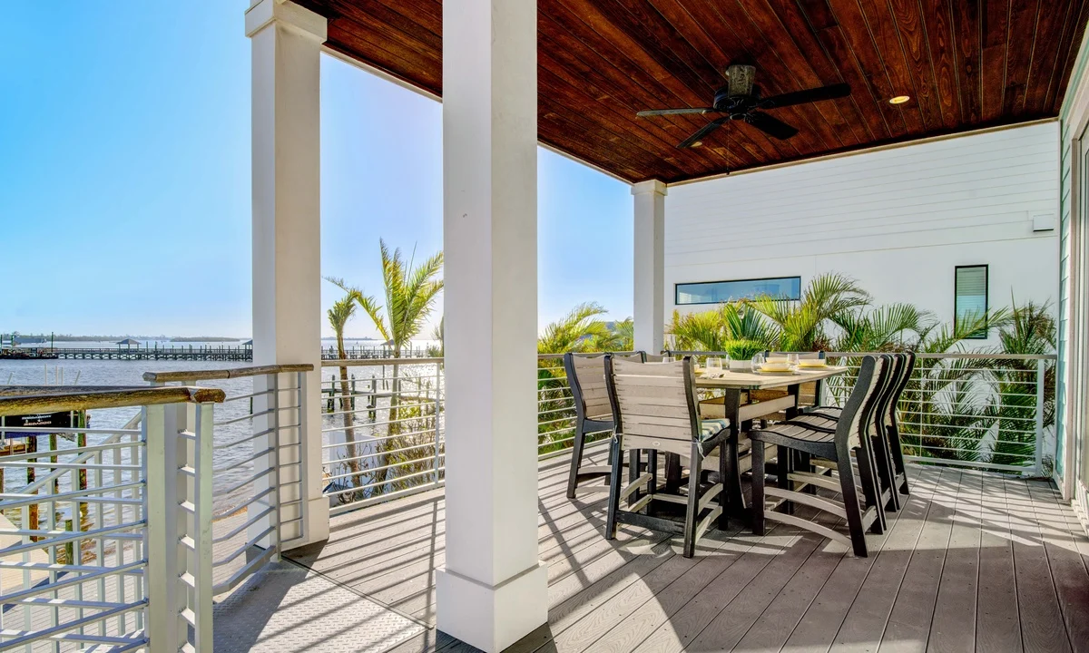 Wander Bradenton Escape #15