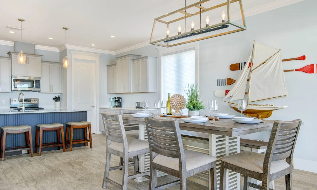 Wander Bradenton Escape #36