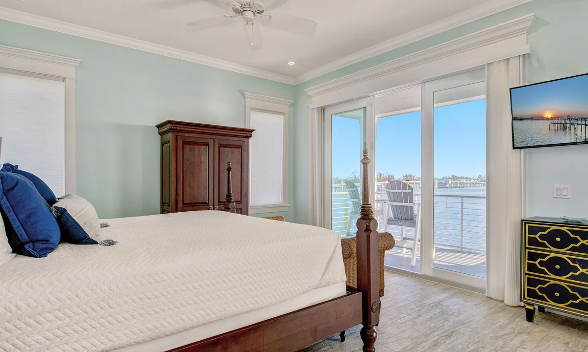 Wander Bradenton Escape #31