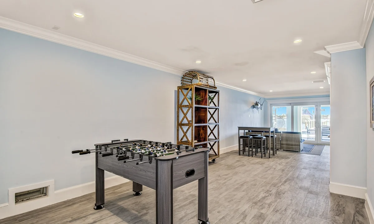 Wander Bradenton Escape #21