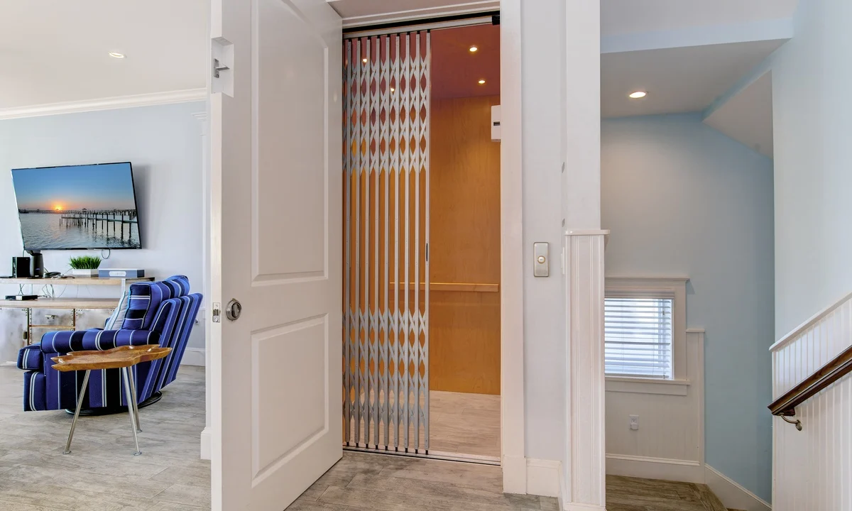 Wander Bradenton Escape #33