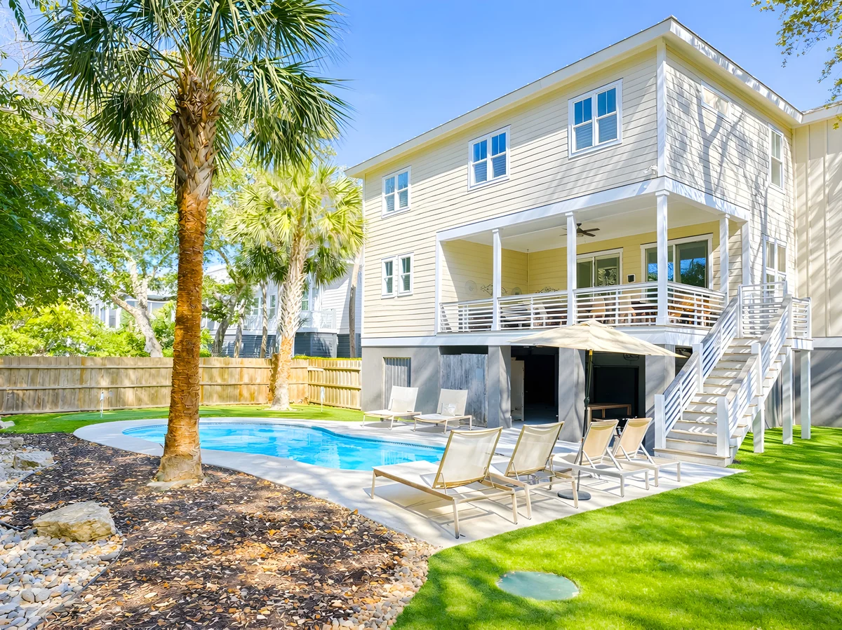Wander Palms Beach Dunes