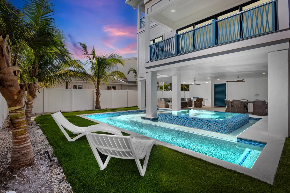 Wander Anna Maria Blue