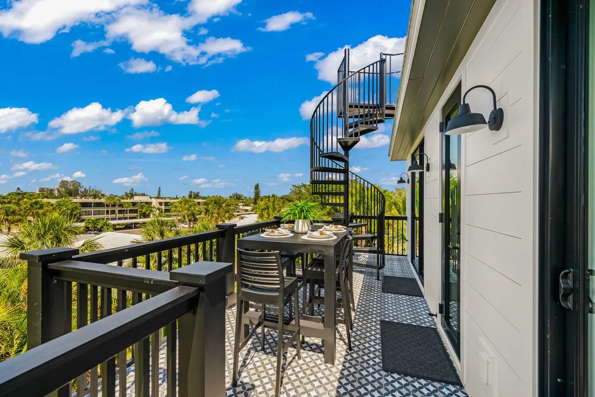 Wander Siesta Tides #37