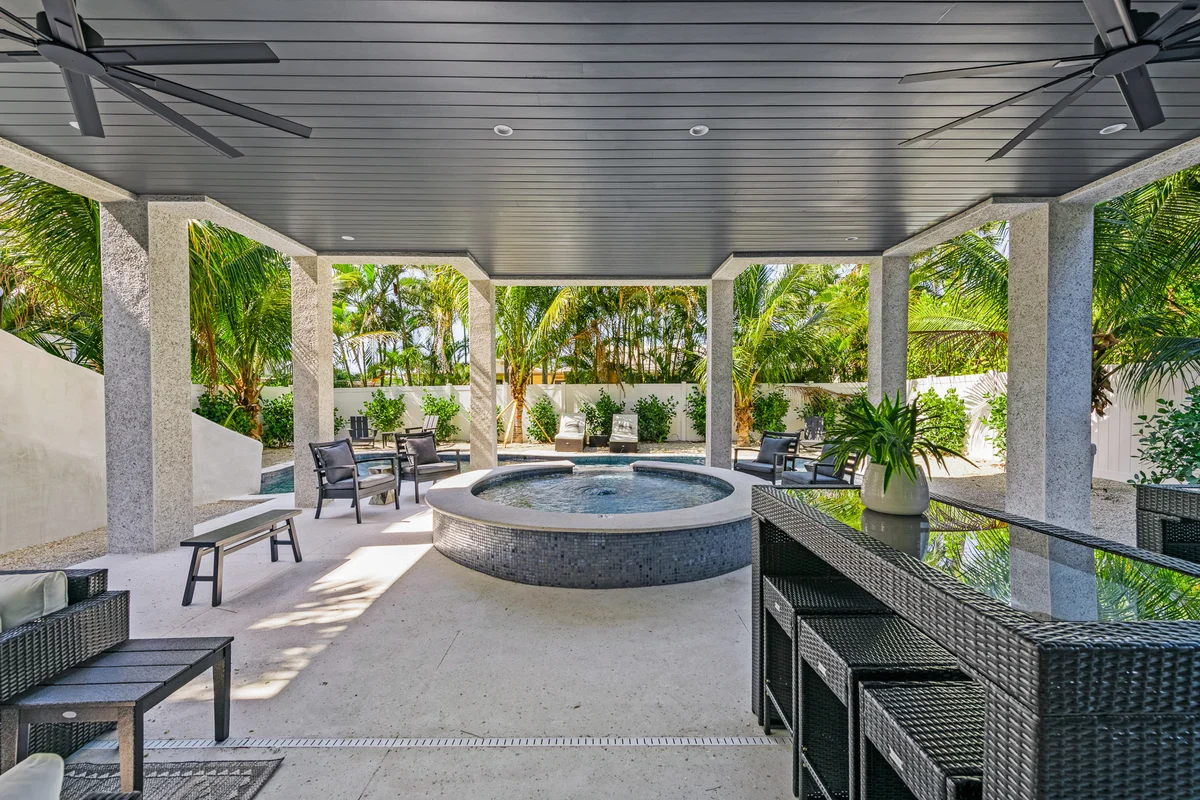 Wander Siesta Tides #40