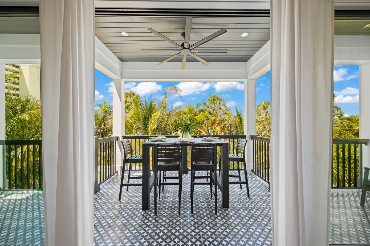 Wander Siesta Tides #56