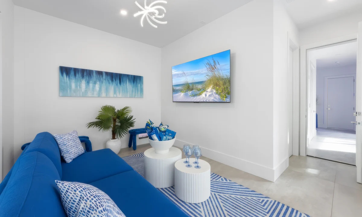 Wander Anna Maria Glow