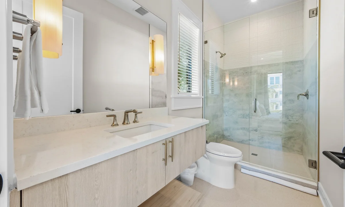 Wander Bradenton Beach Sanctuary