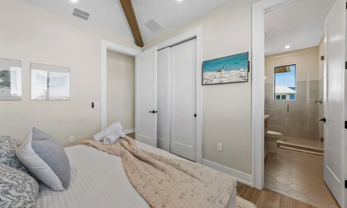 Wander Bradenton Beach Sanctuary #36