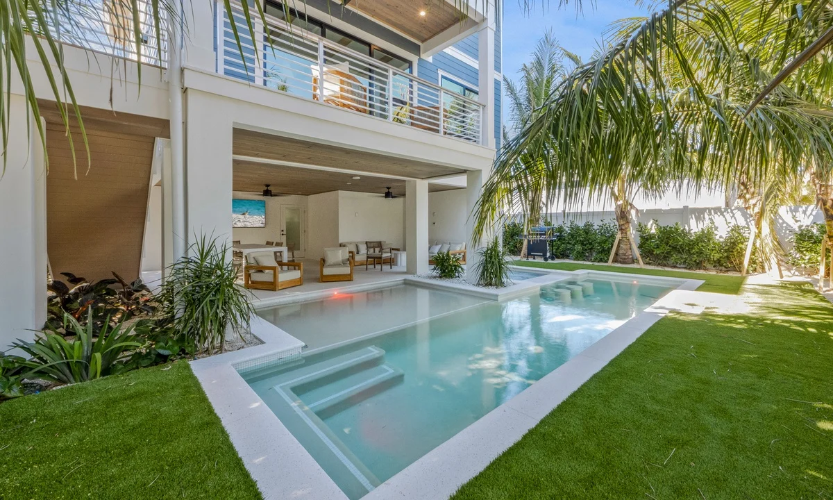 Wander Bradenton Beach Sanctuary #47