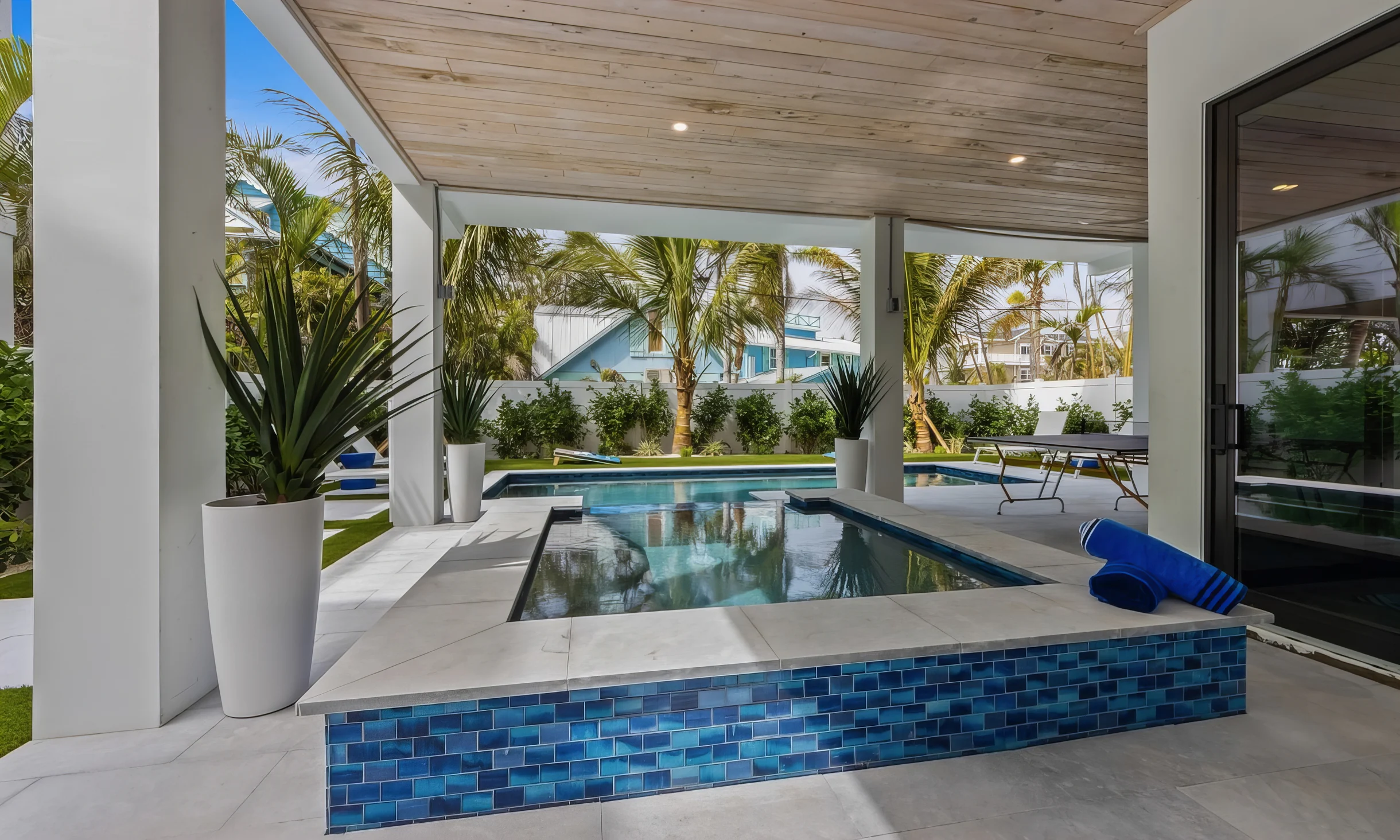 Wander Anna Maria Glow #64