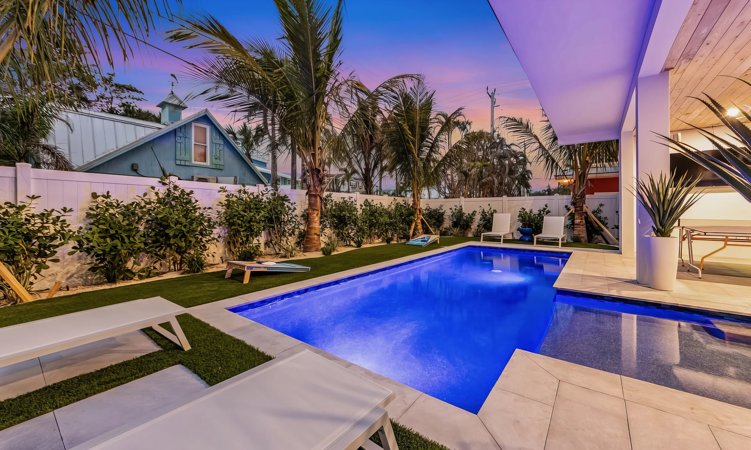 Wander Anna Maria Glow #51