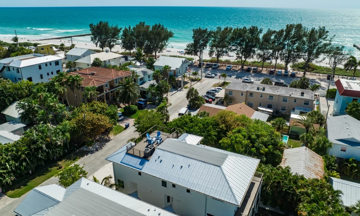 Wander Bradenton Golden #67