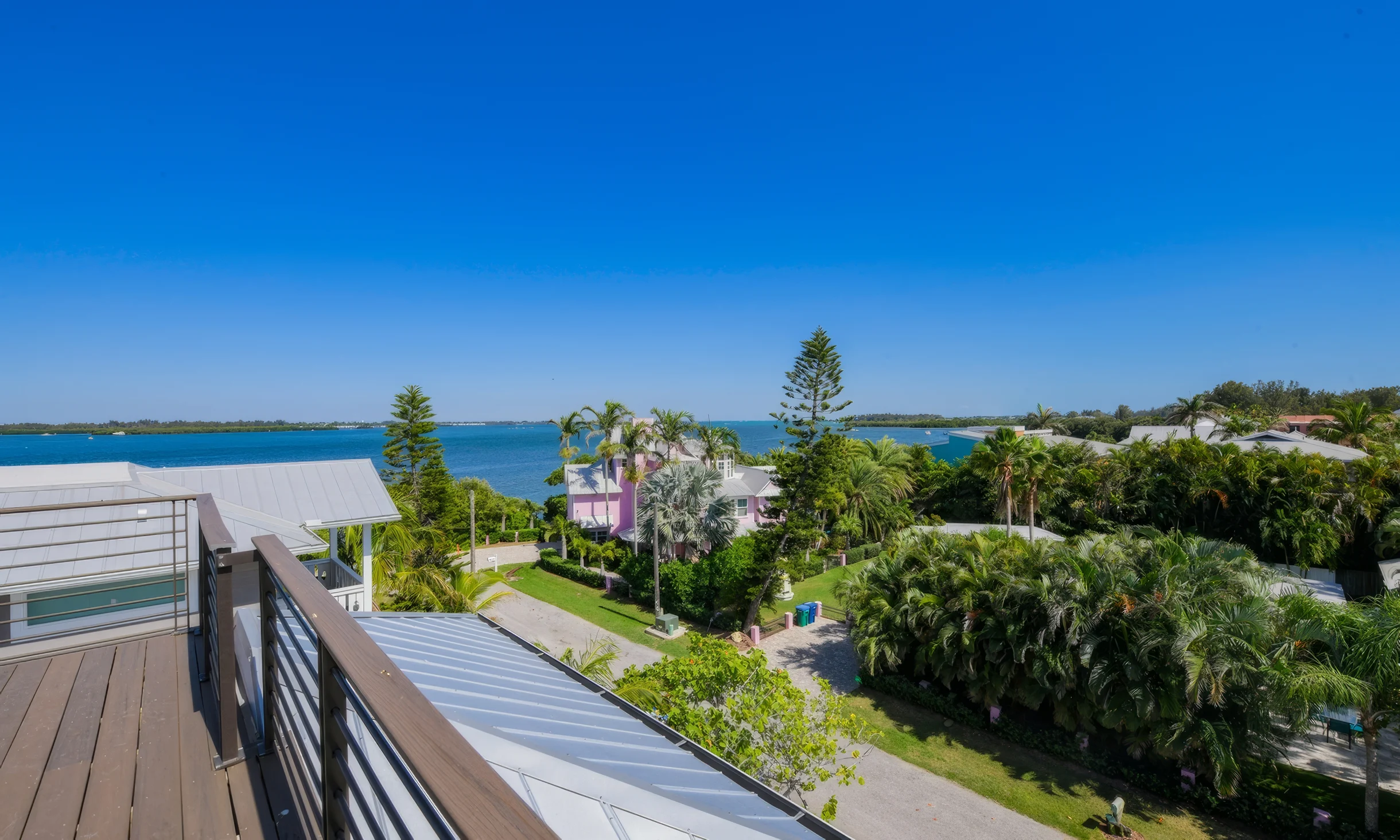 Wander Bradenton Golden #57