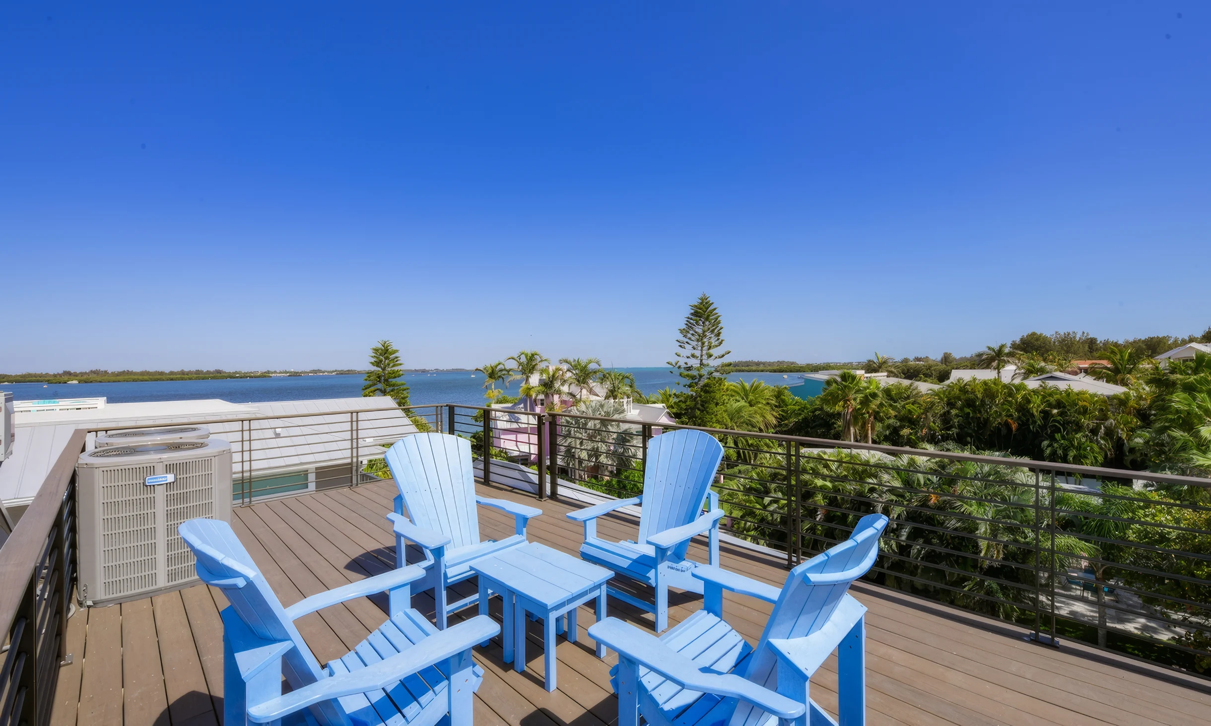 Wander Bradenton Golden #51