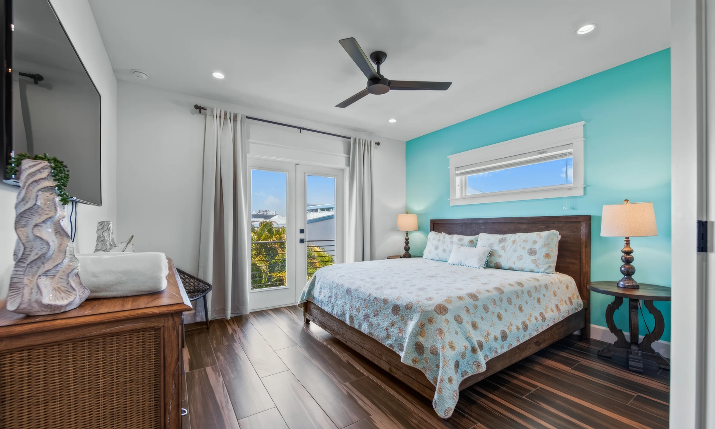 Wander Bradenton Golden #25