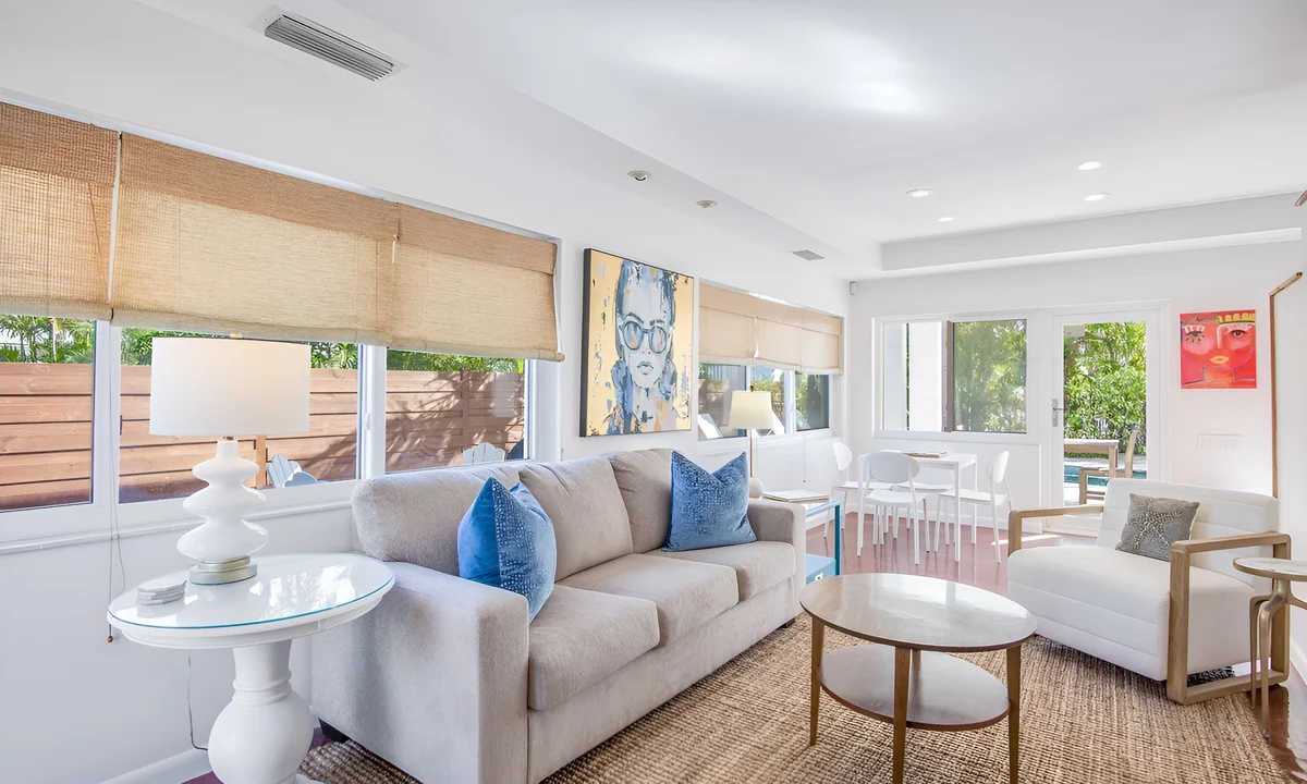 Wander Holmes Beach Palms #3