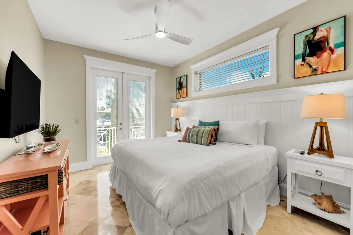 Wander Holmes Beach Bayfront #30