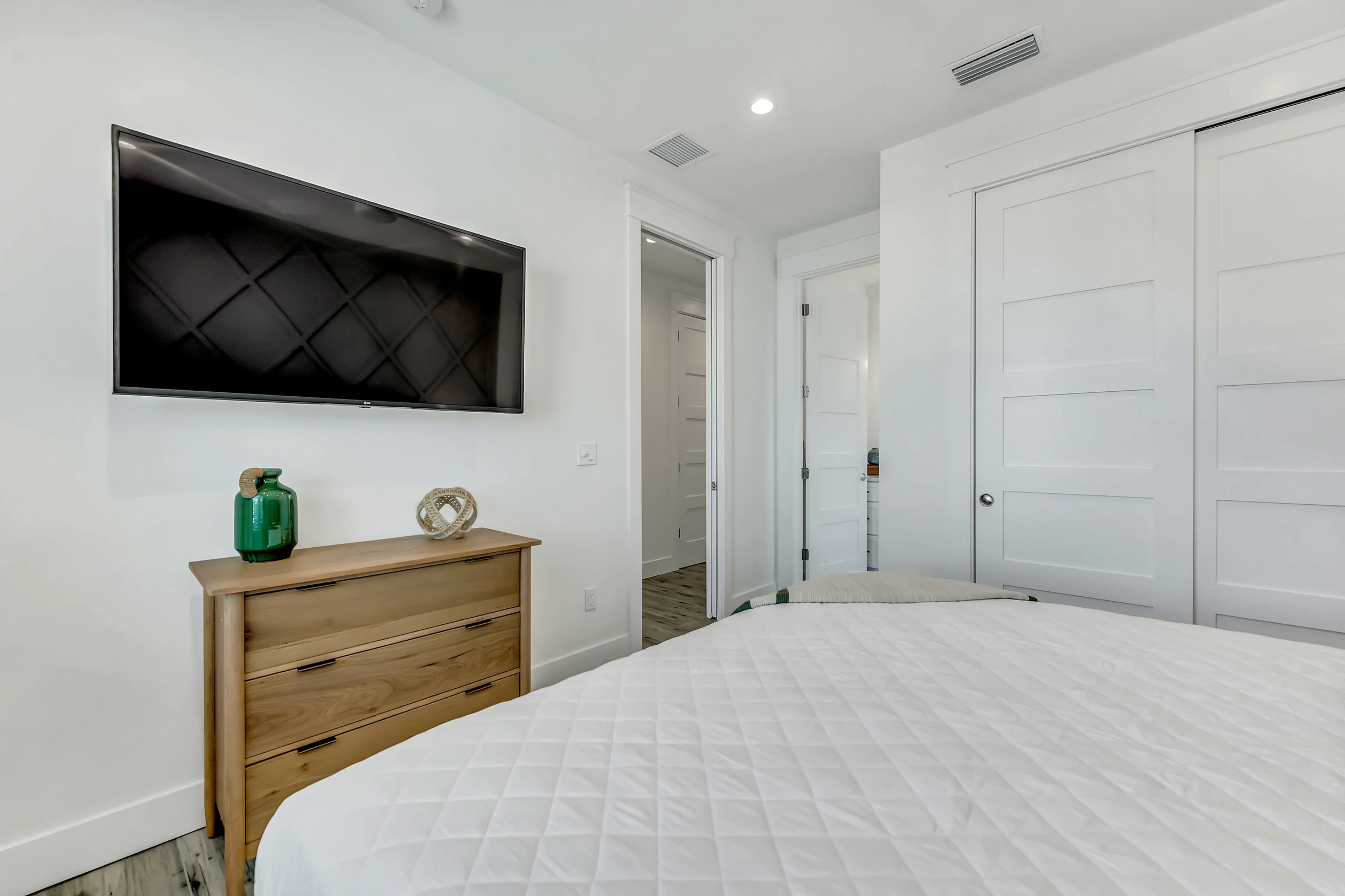 Wander Siesta Escape #32