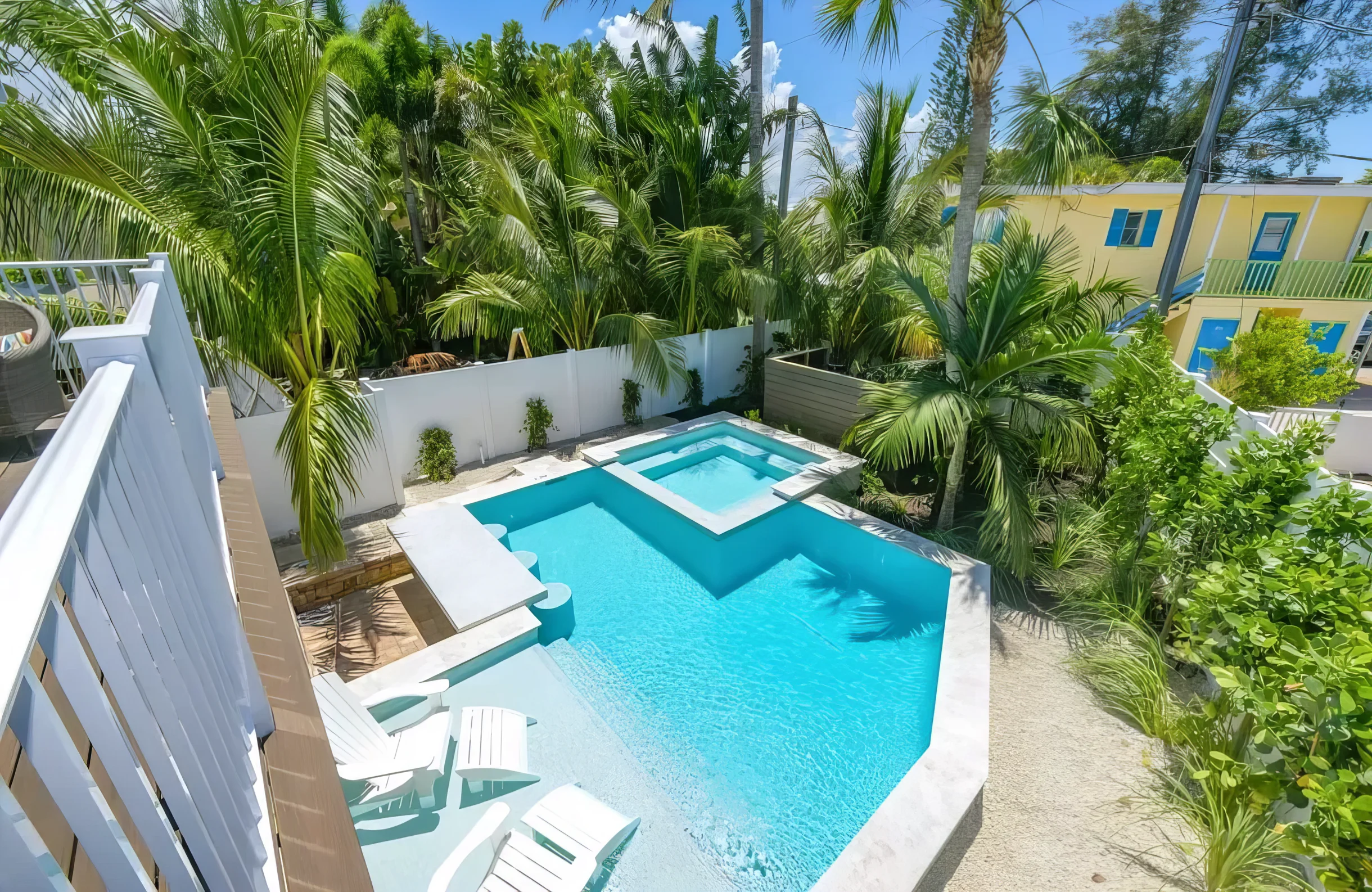 Wander Siesta Retreat #56