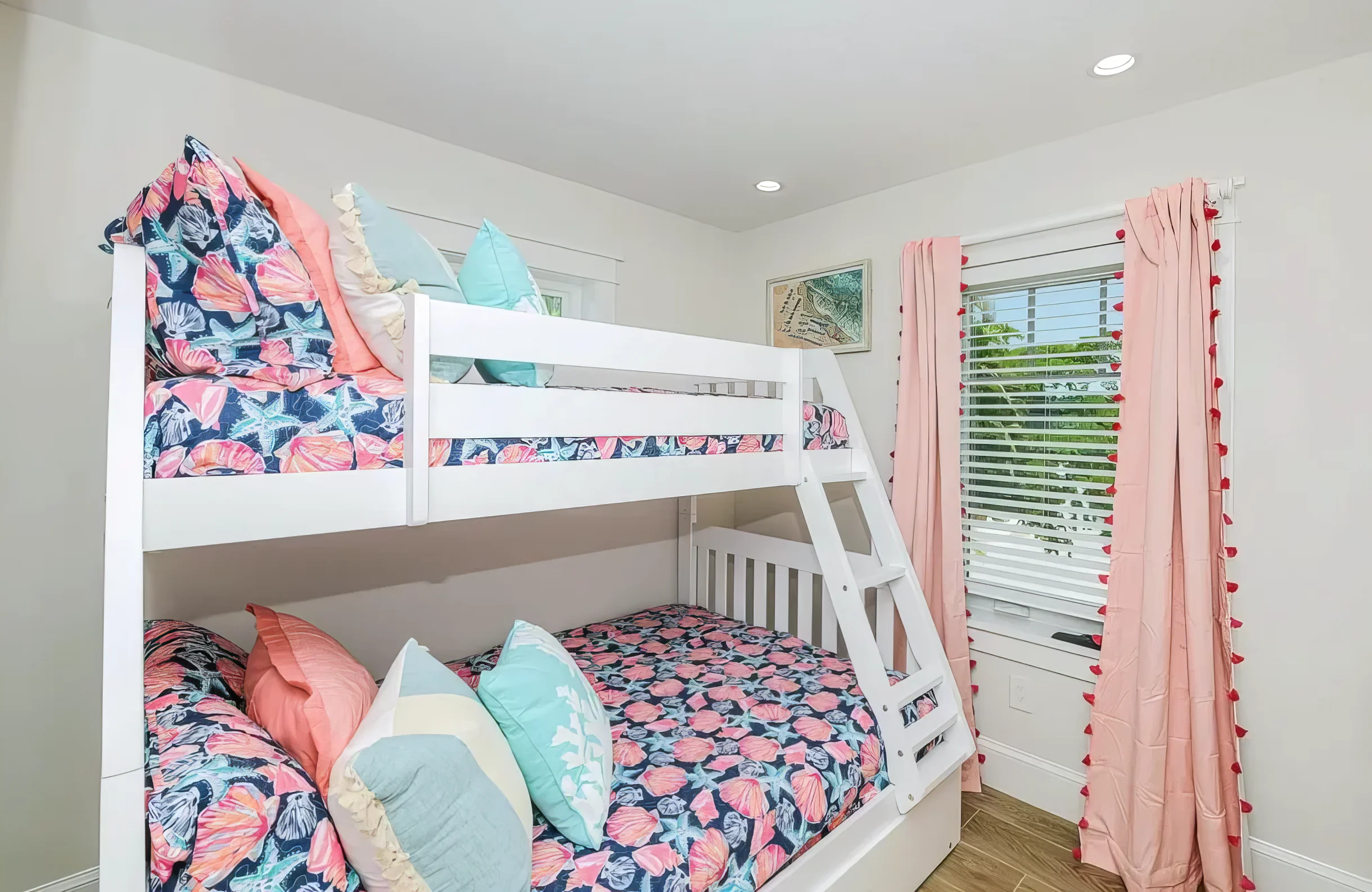 Wander Siesta Retreat #22