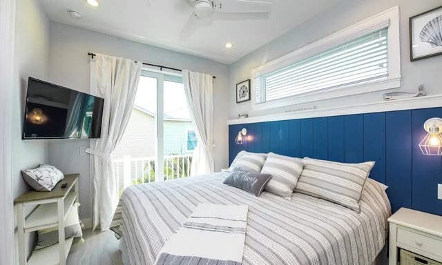 Bedroom 1 image 1