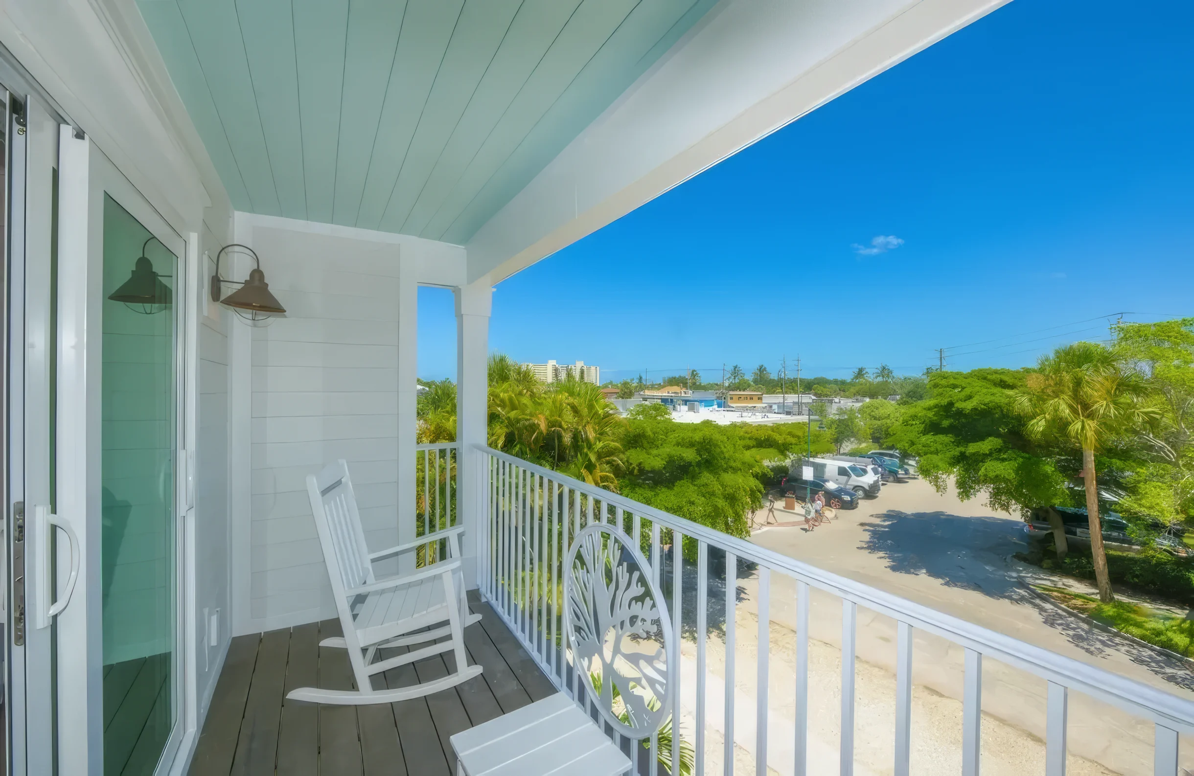 Wander Siesta Retreat #57