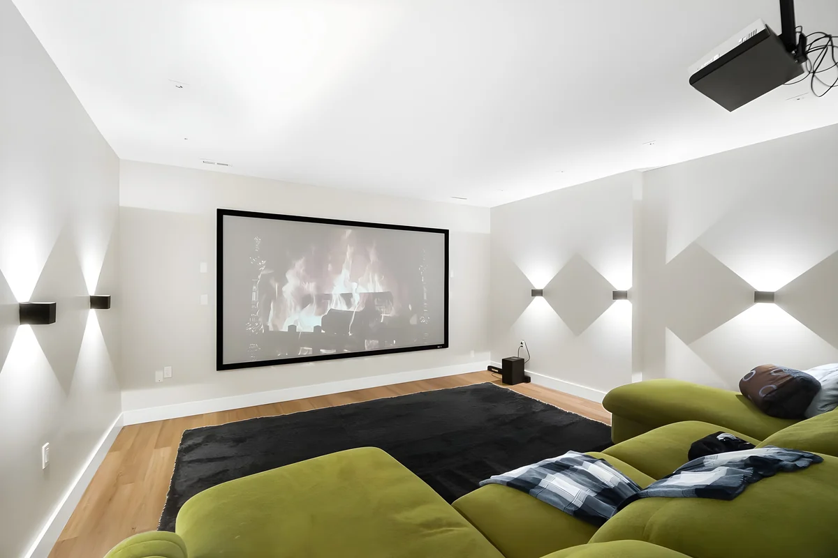 Wander Lewis Center Modern