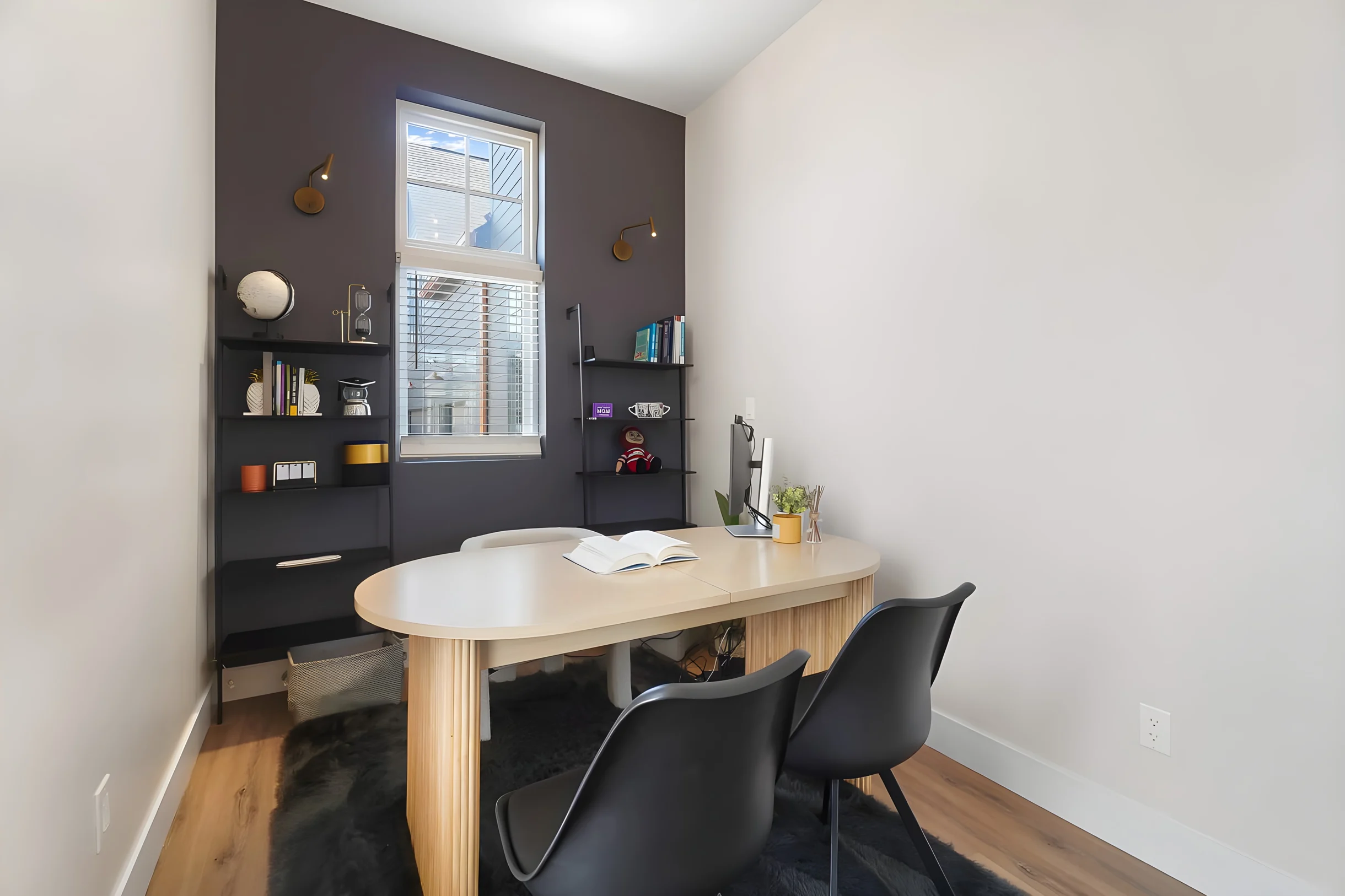 Wander Lewis Center Modern