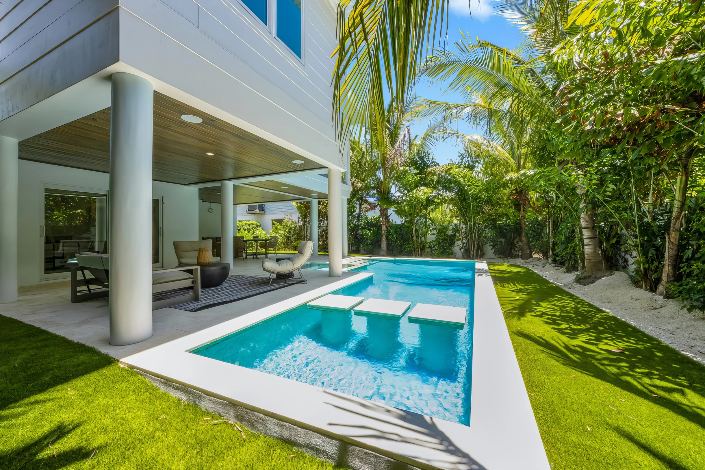 Wander Anna Maria Sanctuary #5