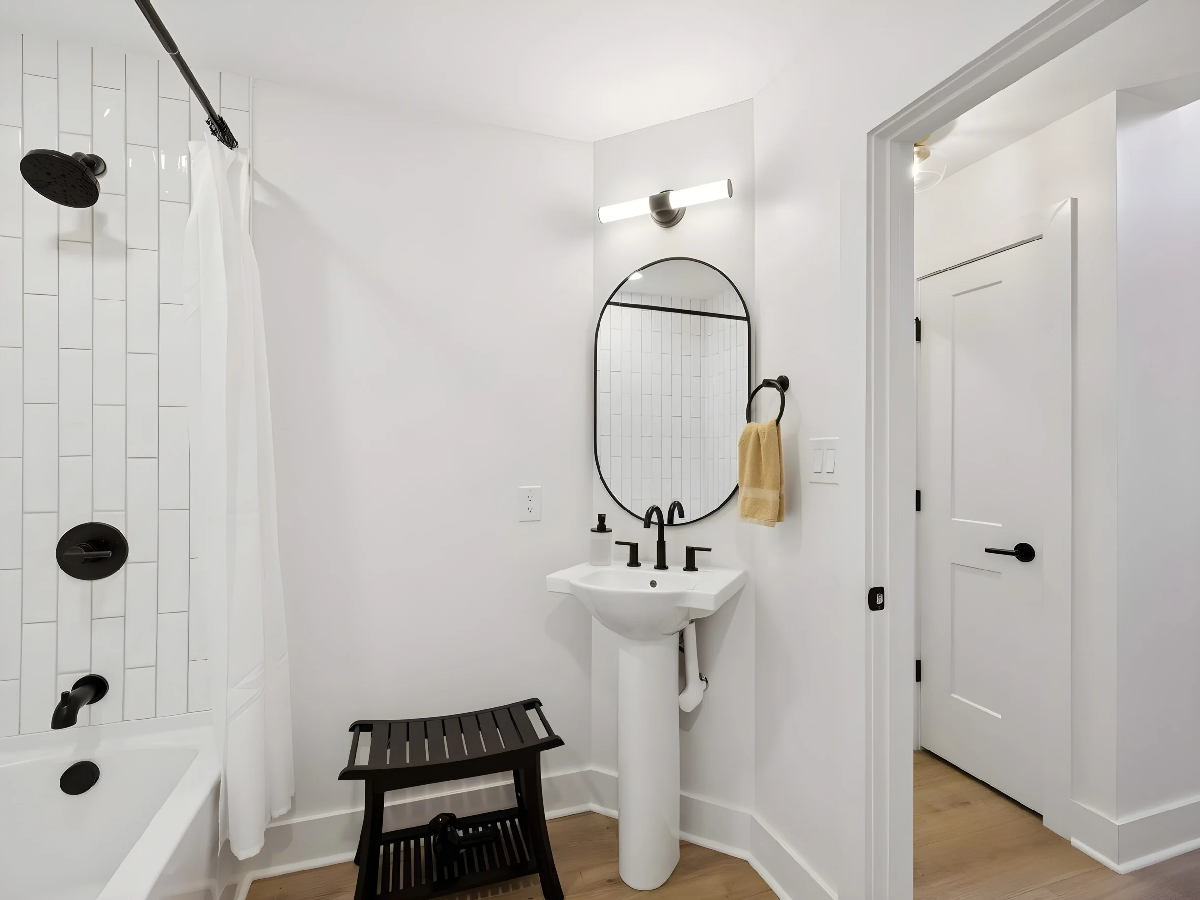 Wander Winchester Highlands