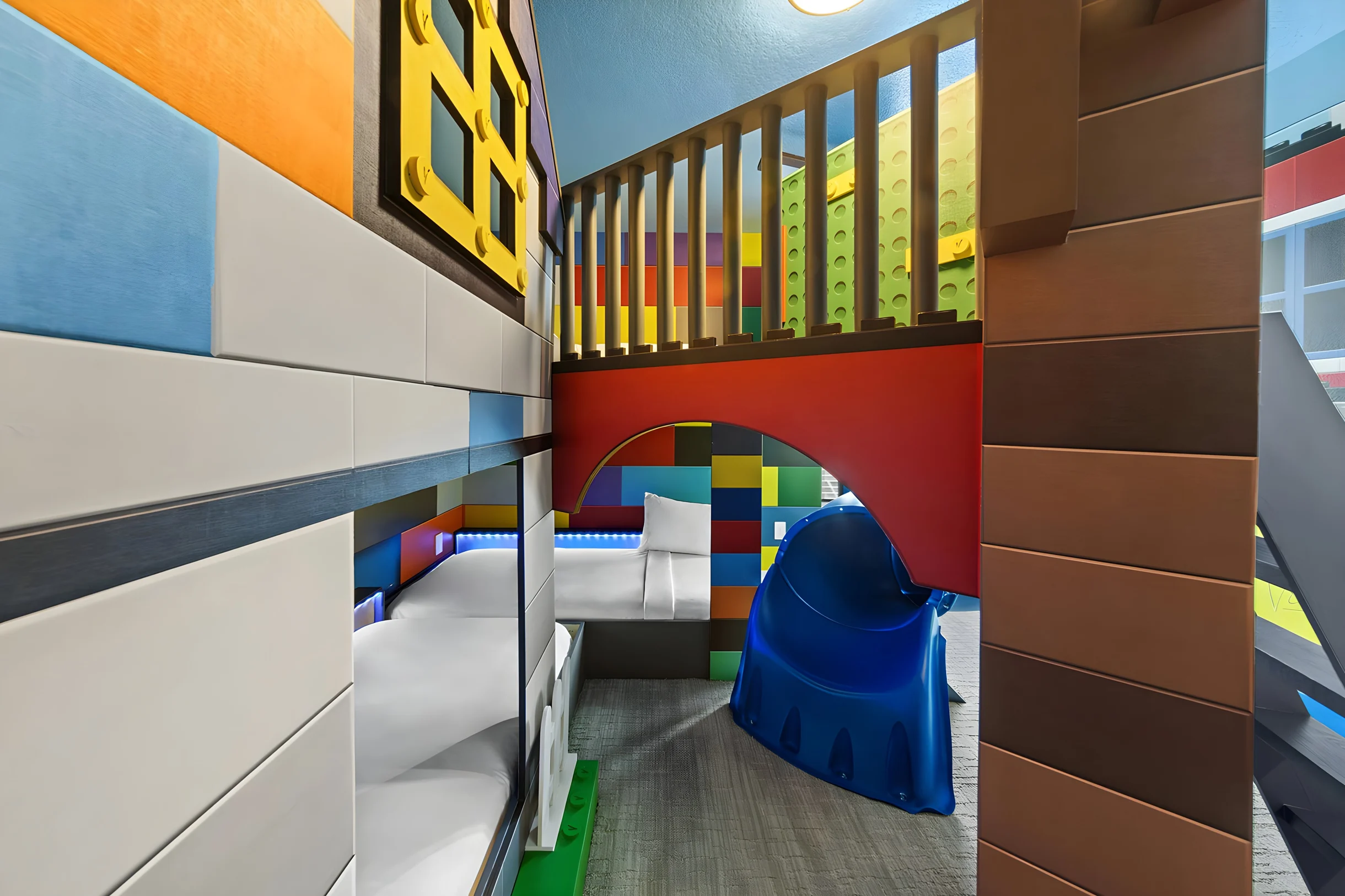VOR4632TD: 7 Bed, Bricktopia, Petting Zoo, Gaming Nook #53