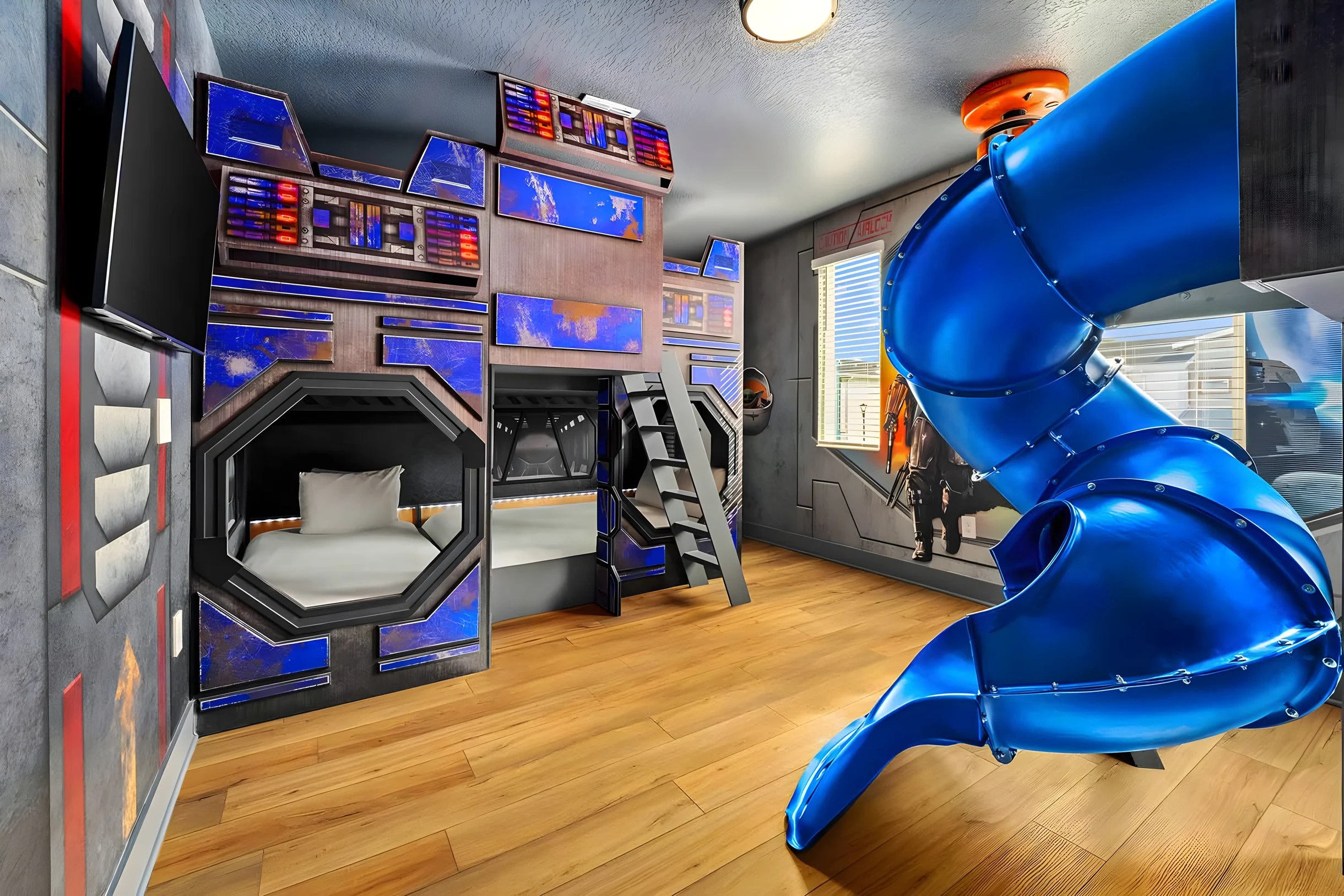 VOR5551AA: 9 Bed, Starship, Imagination Lab, Theater #22