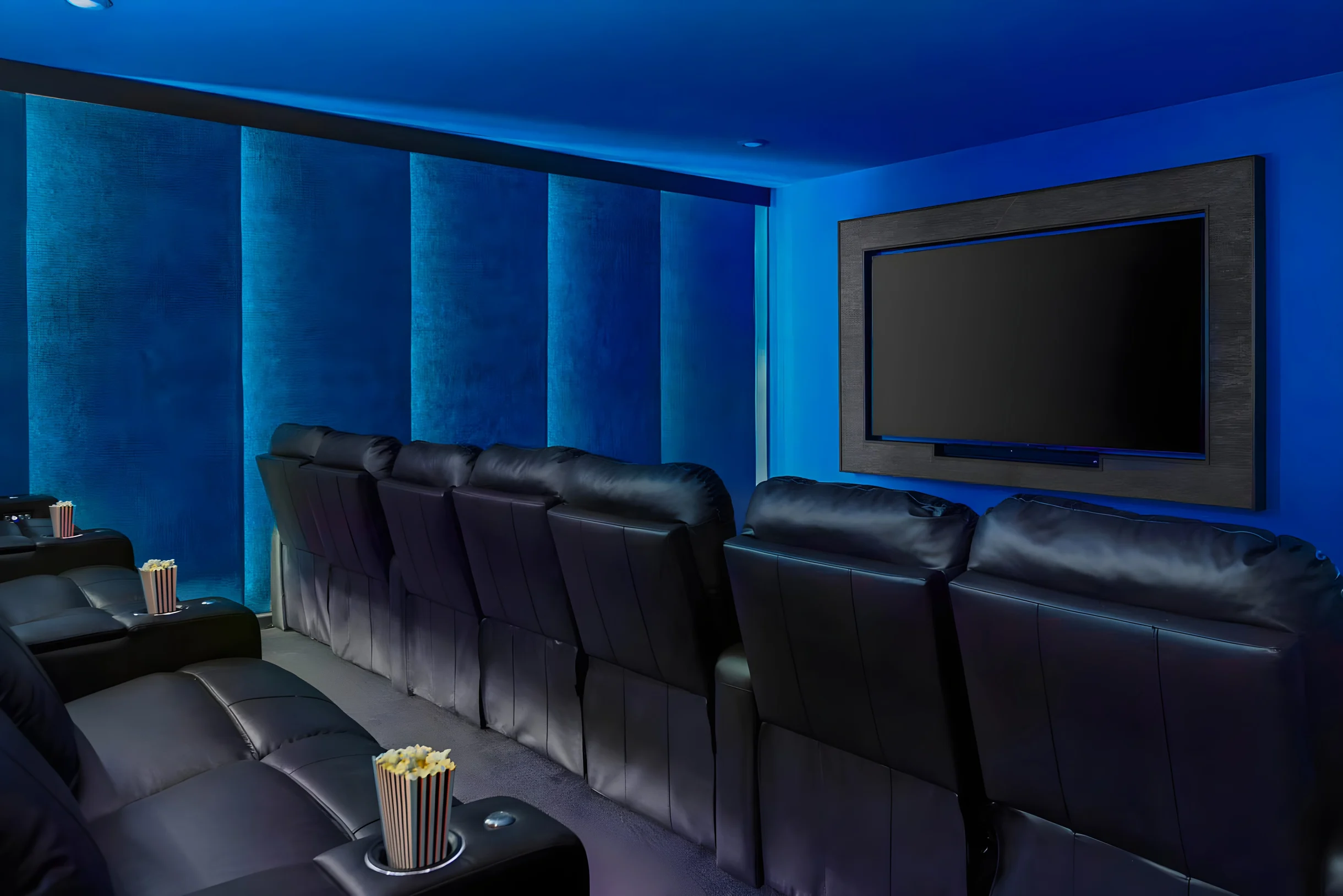 VOR5527AA: 6 Bed, Imagination Lab, Theater #52