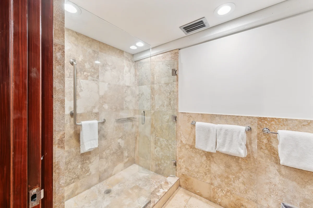 Wander Anna Maria Bluffs #23