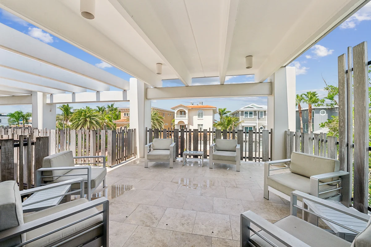 Wander Anna Maria Bluffs #27