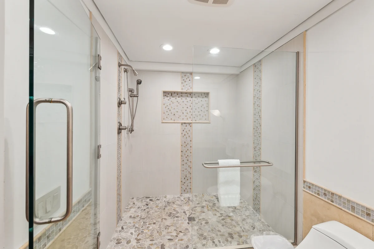 Wander Anna Maria Bluffs #28