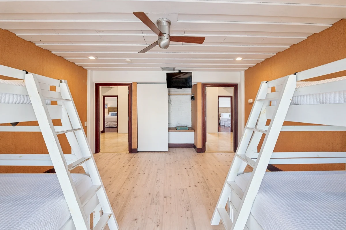 Wander Anna Maria Bluffs #29