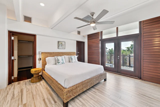 Bedroom 1 image 1