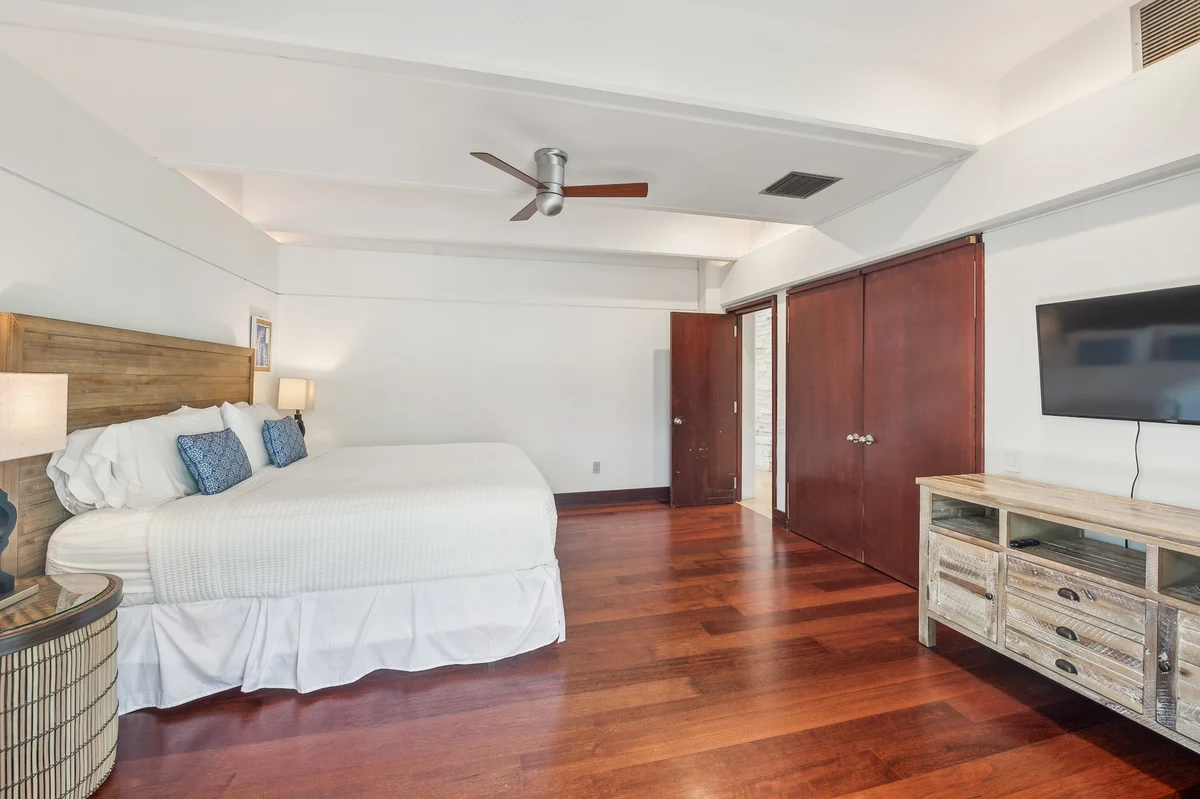 Wander Anna Maria Bluffs #30