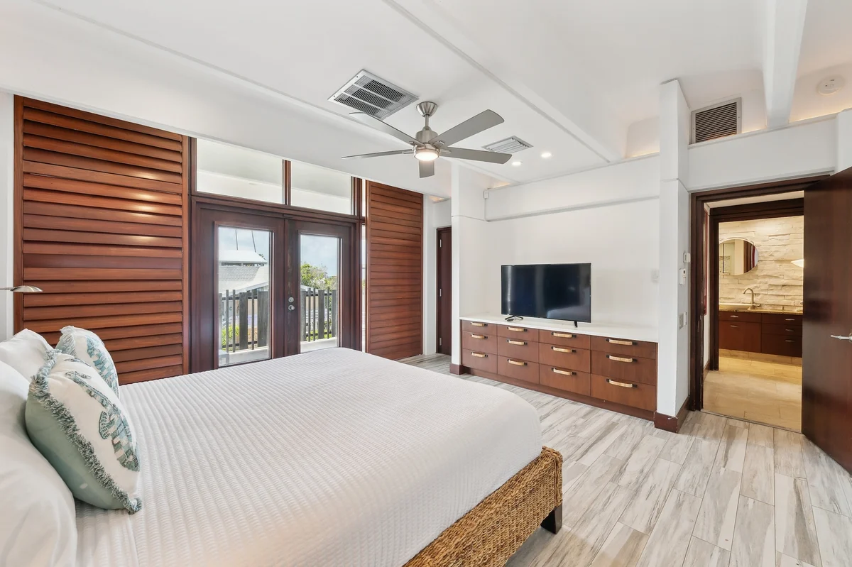 Wander Anna Maria Bluffs #35