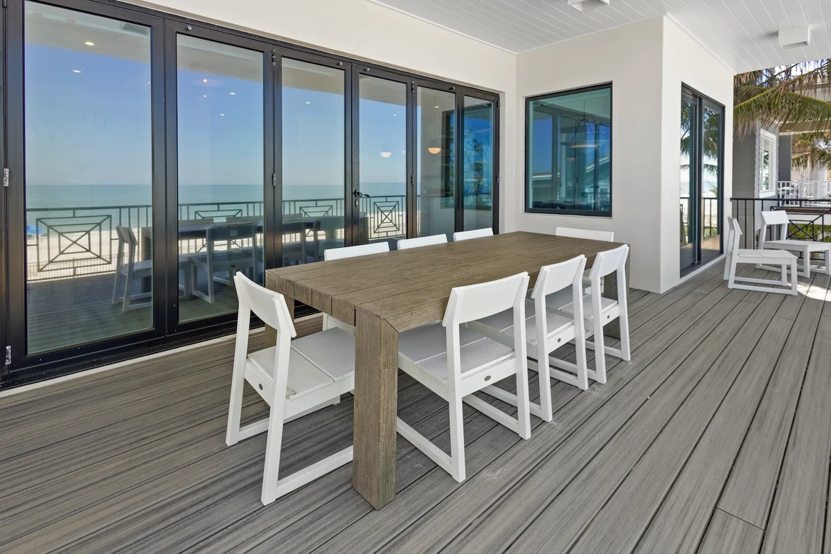 Wander Bradenton Beach Gulfront #42