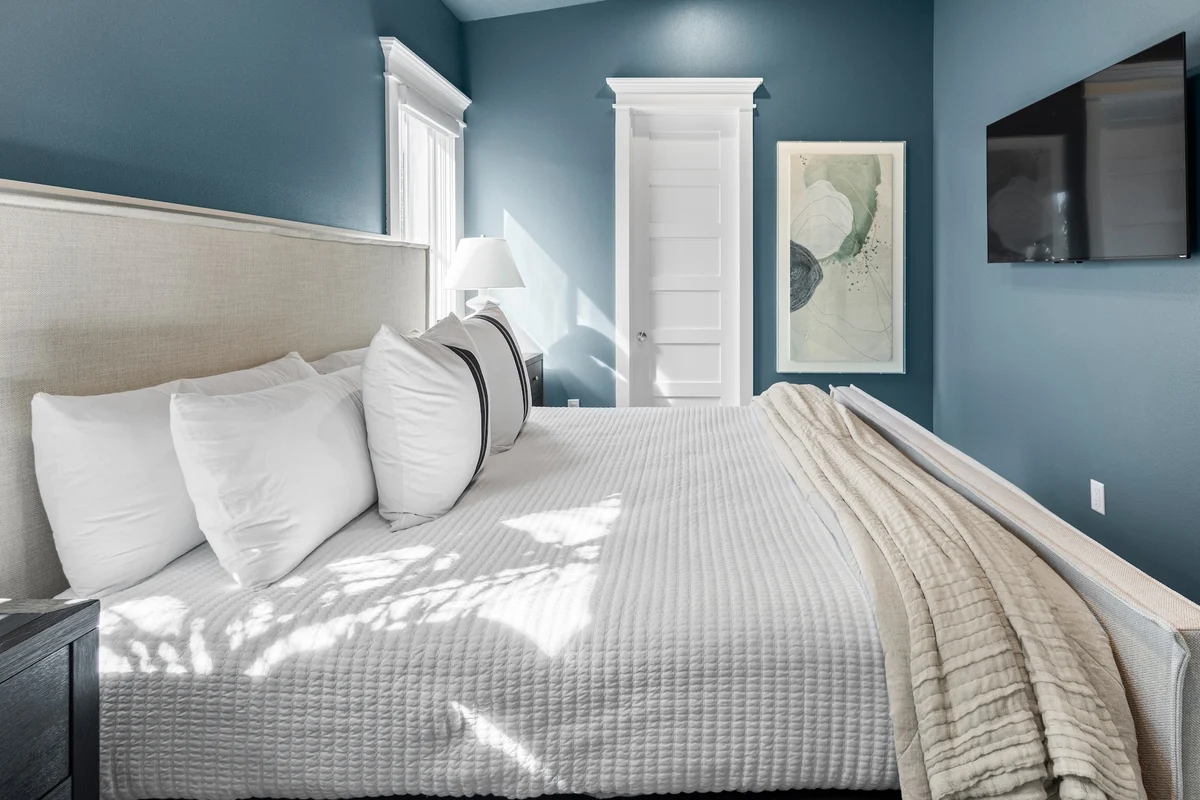 Wander Bradenton Beach Gulfront #47