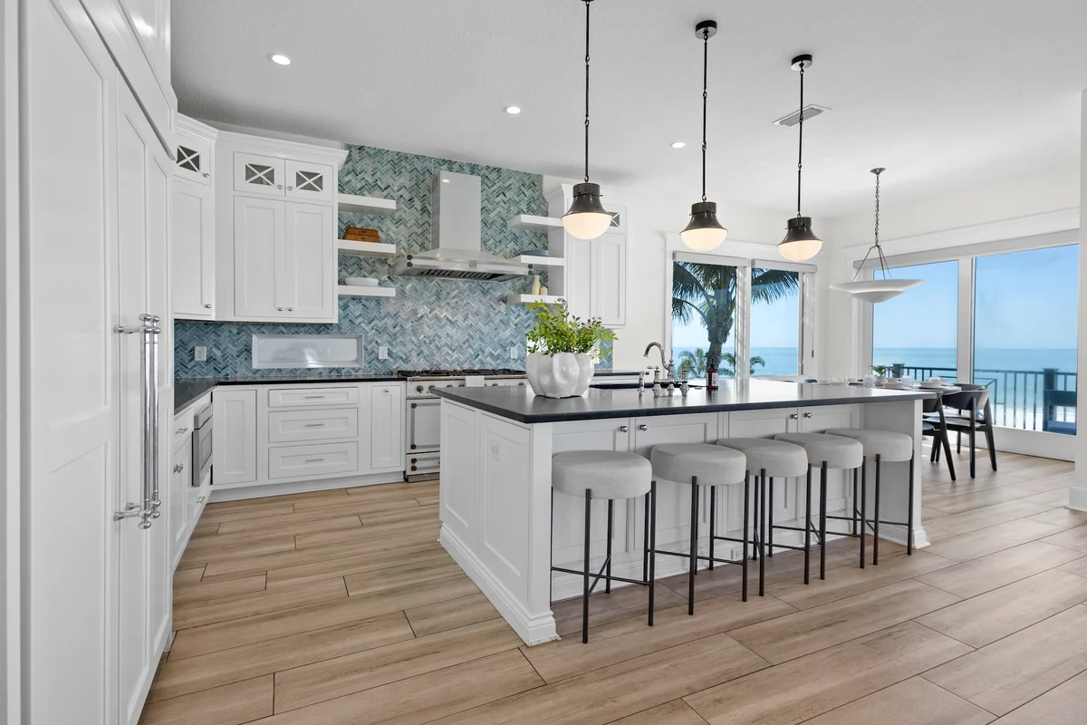 Wander Bradenton Beach Gulfront #63