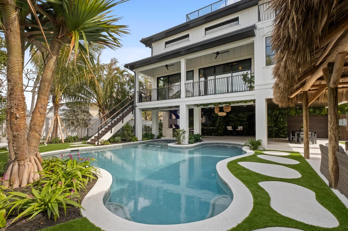 Wander Anna Maria Keys