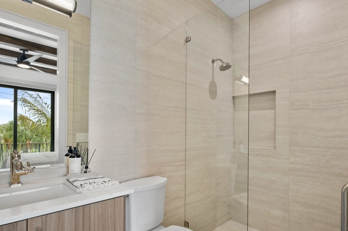 Wander Anna Maria Keys #25