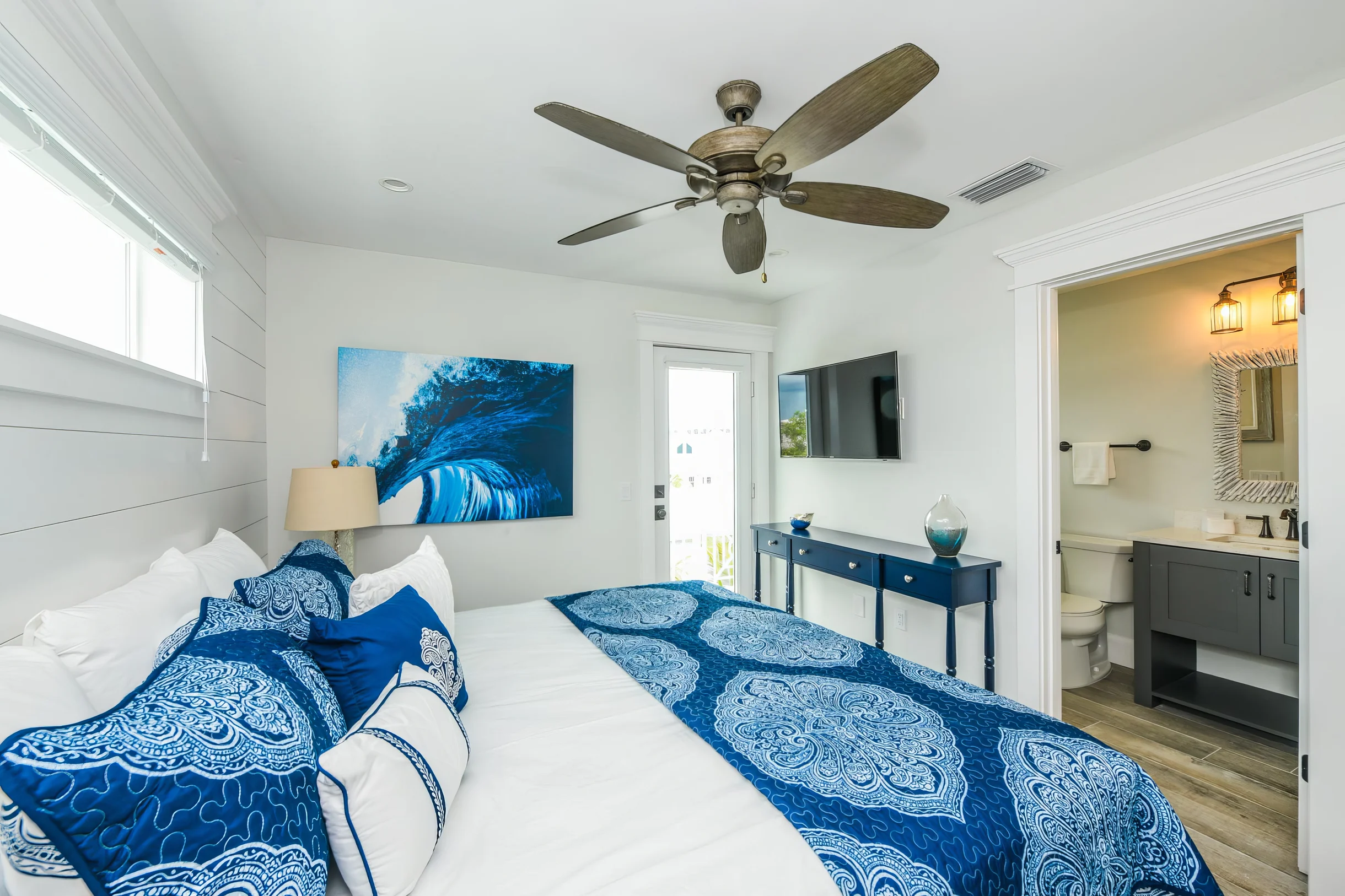 Wander Anna Maria Cove #26