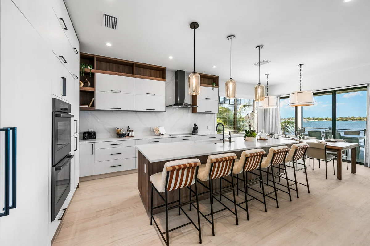 Wander Bradenton Bay Glow #36