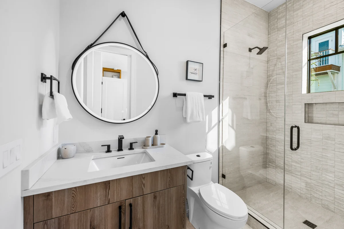 Wander Bradenton Bay Glow #24