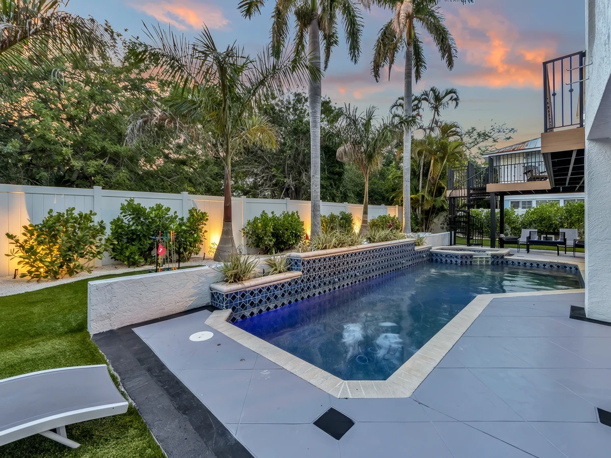 Wander Anna Maria Golden #37